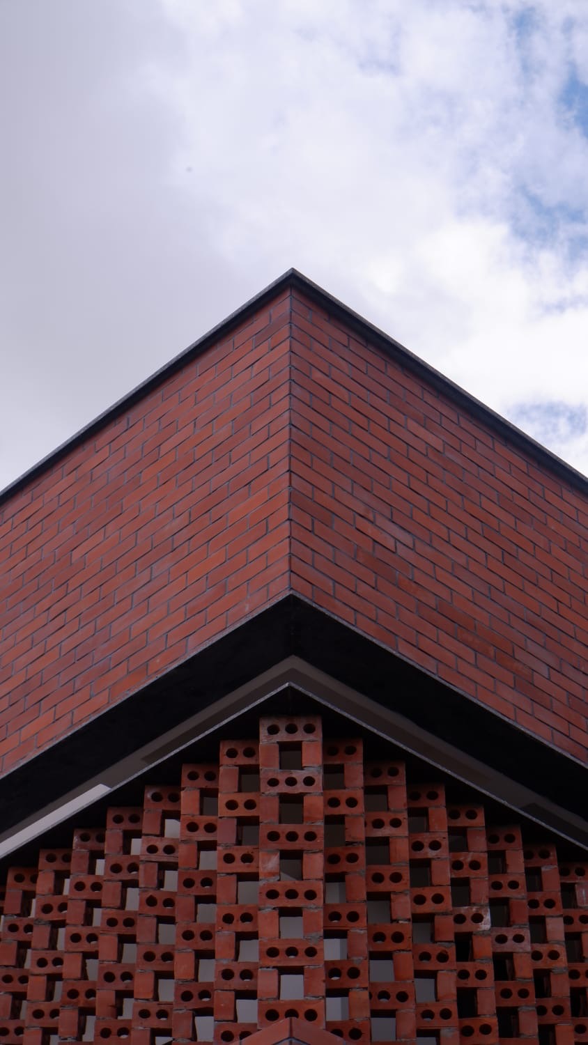 Extruded Exposed Wire Cut Bricks from Bricks Street